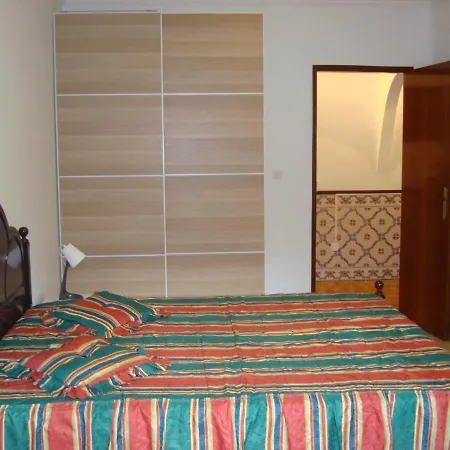 2bed 15km Lisbon - Wifi, Ac, Parking דירה Alverca do Ribatejo