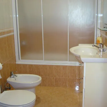 2bed 15km Lisbon - Wifi, Ac, Parking Alverca do Ribatejo