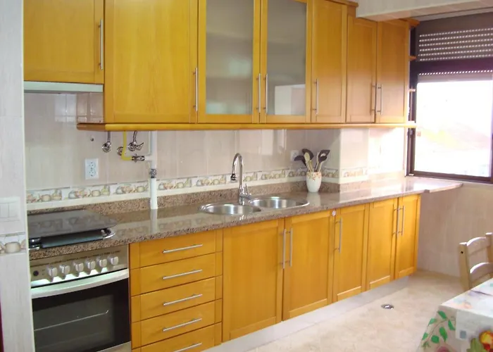 2bed 15km Lisbon - Wifi, Ac, Parking Appartement