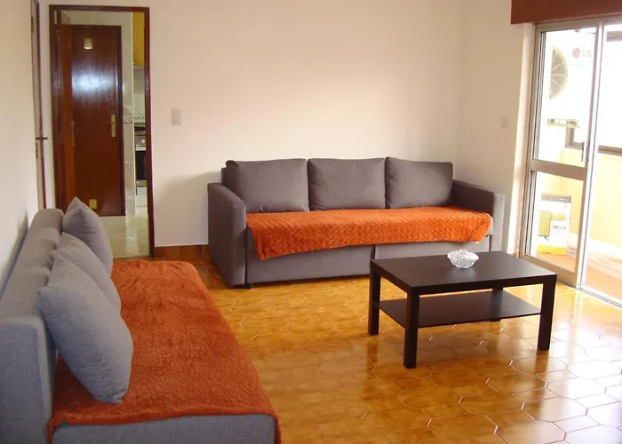 Appartement 2bed 15km Lisbon - Wifi, Ac, Parking