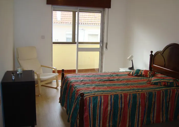 2bed 15km Lisbon - Wifi, Ac, Parking Alverca do Ribatejo